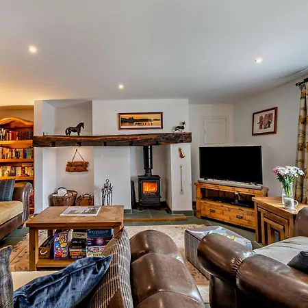 Semesterbostad 3 Bed In Sz420 *