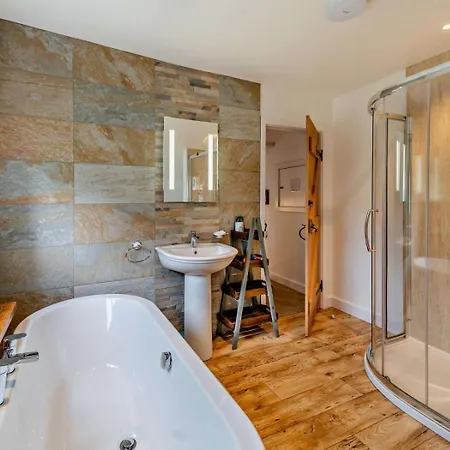 3 Bed In Keswick Oc-sz420 *